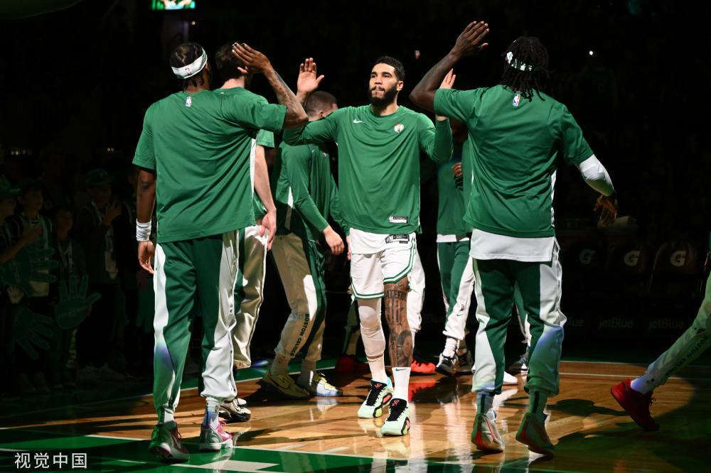 在世界足坛 在世界足坛