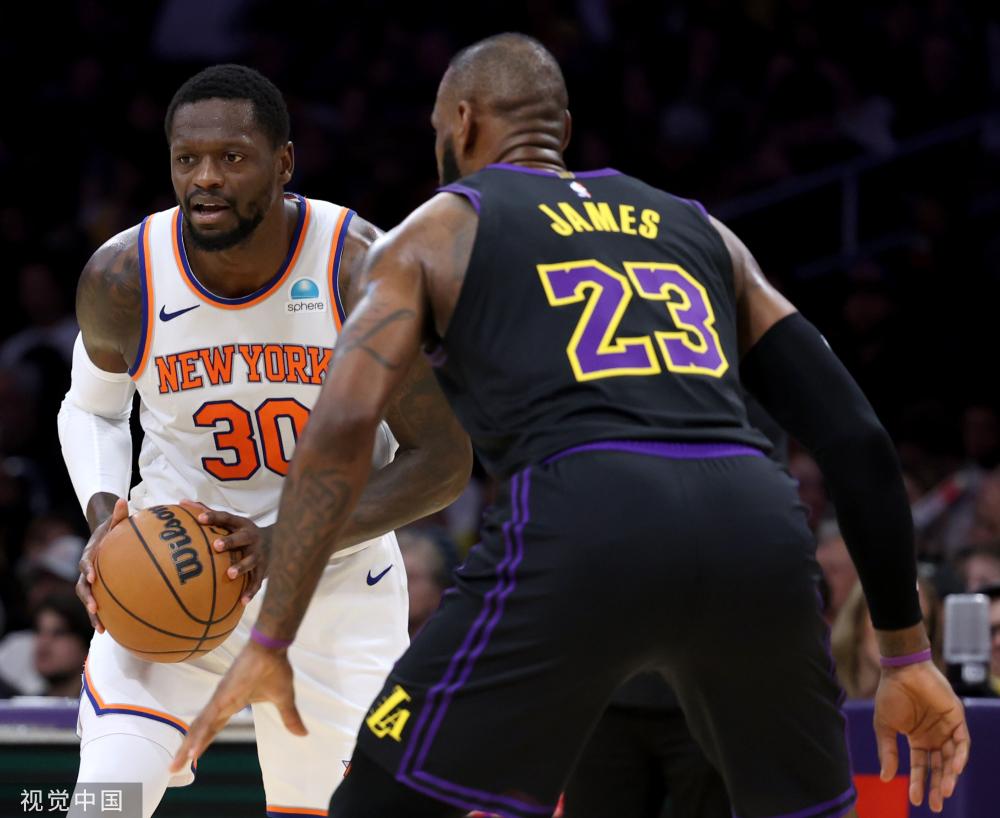 间出现在球 间出现在球