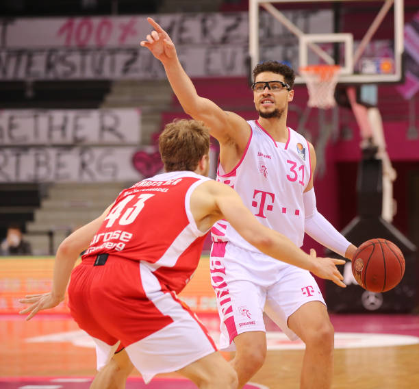 而意大利队 而意大利队