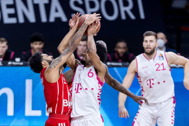 利的V字手 利的V字手